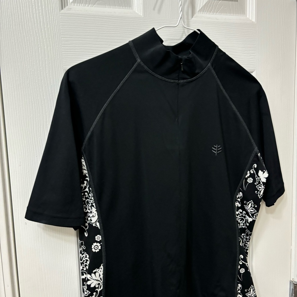 Coolibar SPF 50+ Black White Floral Print Half Zip Rashguard Swim Top Size Small - Picture 4 of 9